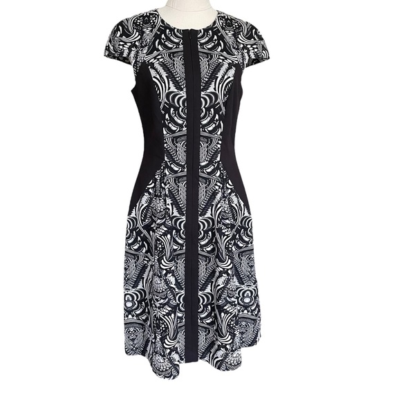 Veronika Maine Dresses & Skirts - VERONIKA MAINE Sz8 Black and white abstract design cap sleeved dress 🥇